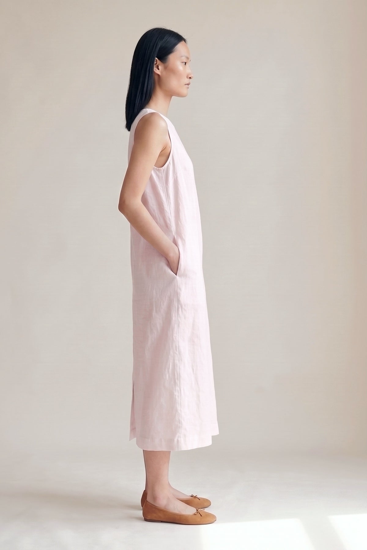 Vestido Alice Midi Linho Puro Rosa Bebê — Perfil