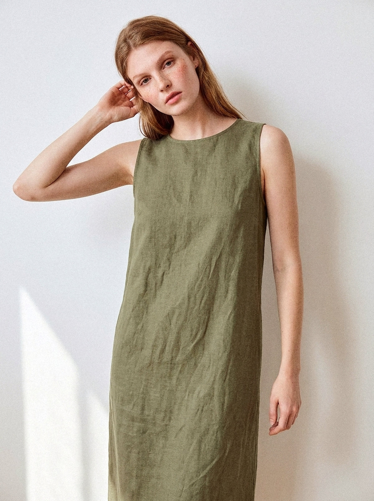 Vestido Alice Midi Linho Puro Verde Militar — Estúdio Close