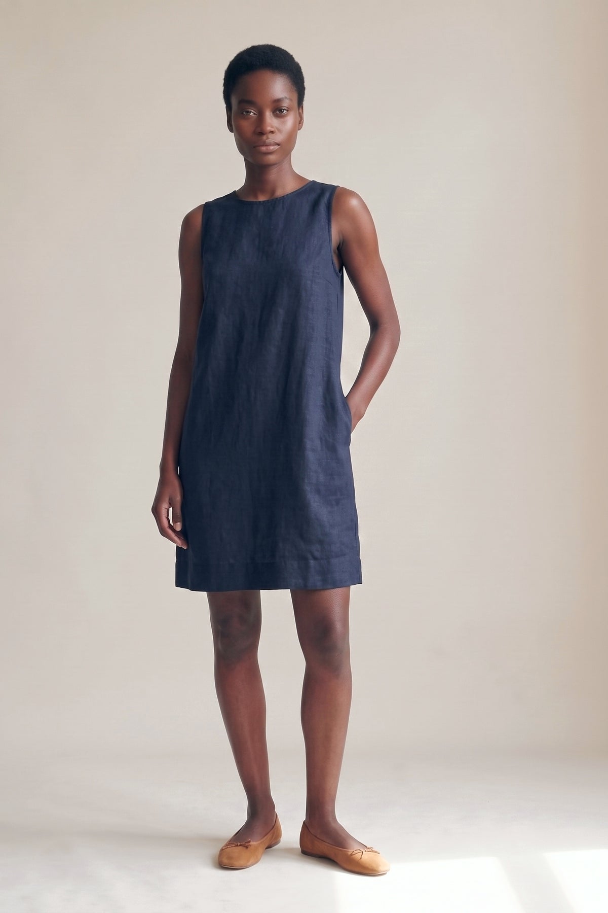 Vestido Alice Linho Puro Marinho — Frente