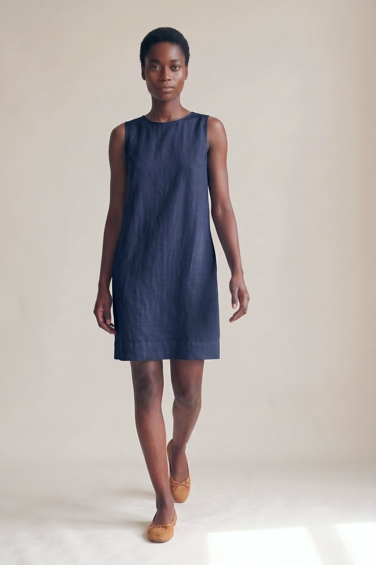Vestido Alice Linho Puro Marinho — Andando