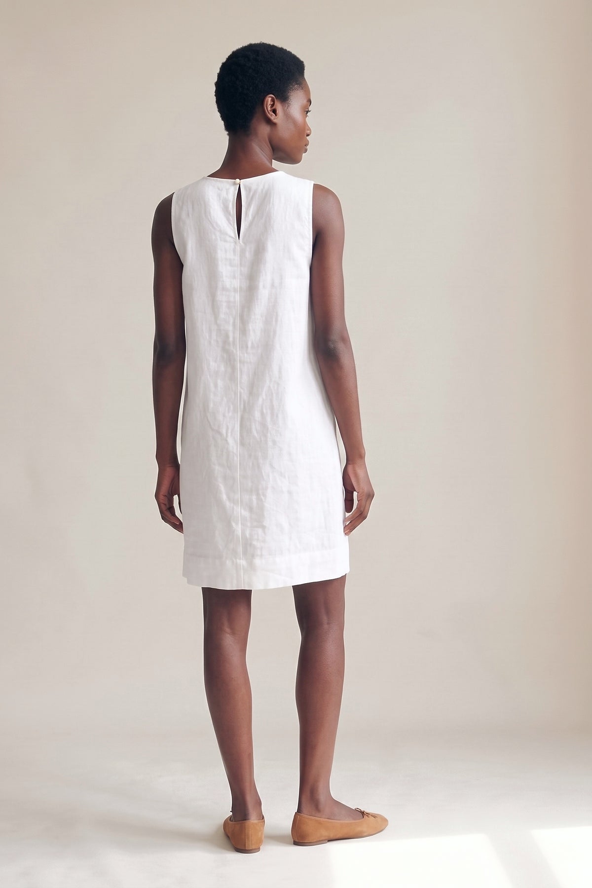 Vestido Alice Linho Puro Branco — Costas