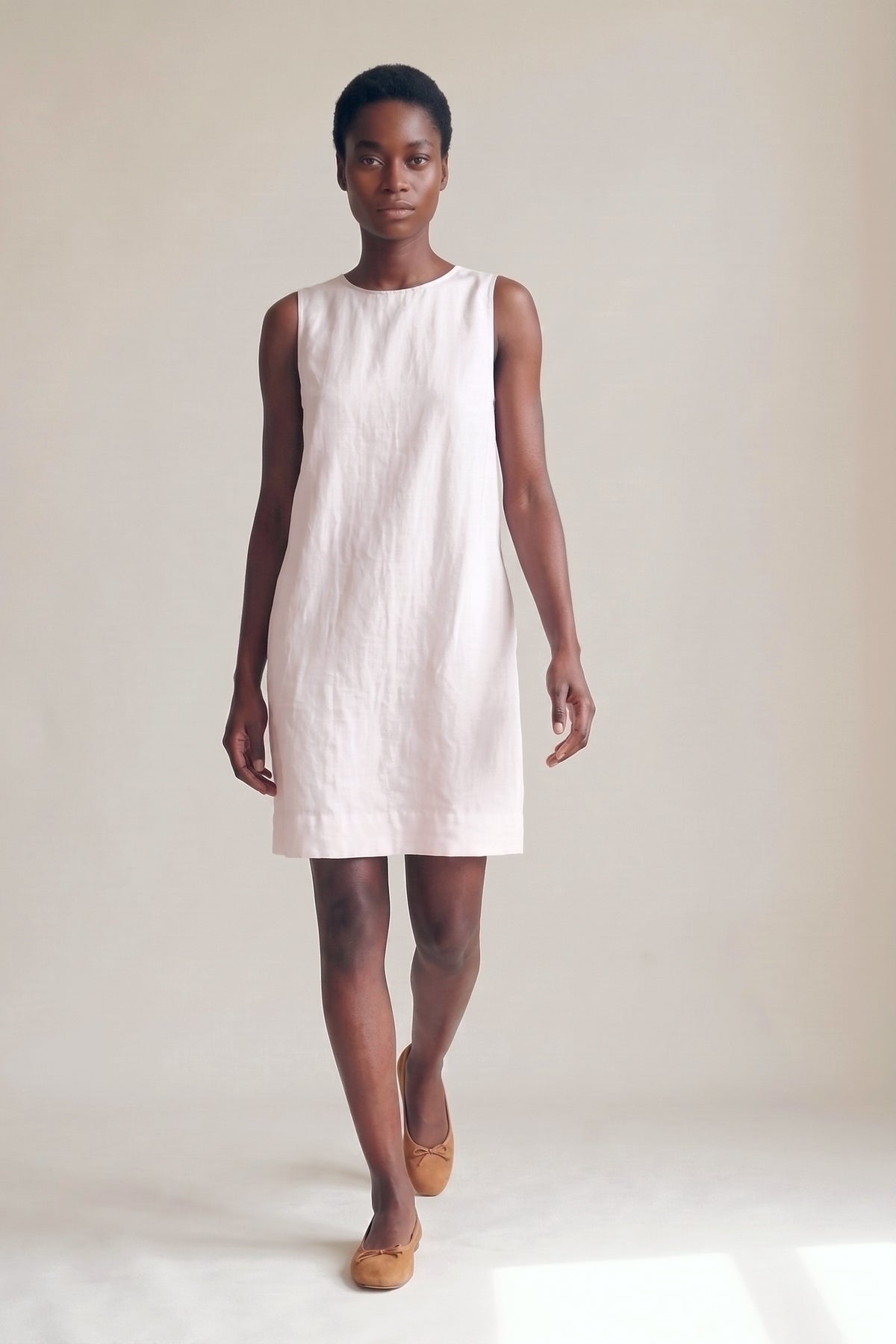 Vestido Alice Linho Puro Rosa Bebê — Andando