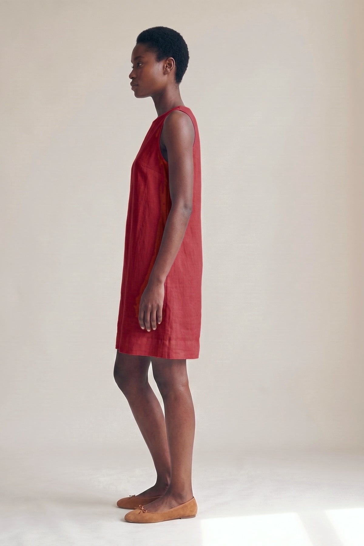 Vestido Alice Linho Puro Vermelho — Perfil