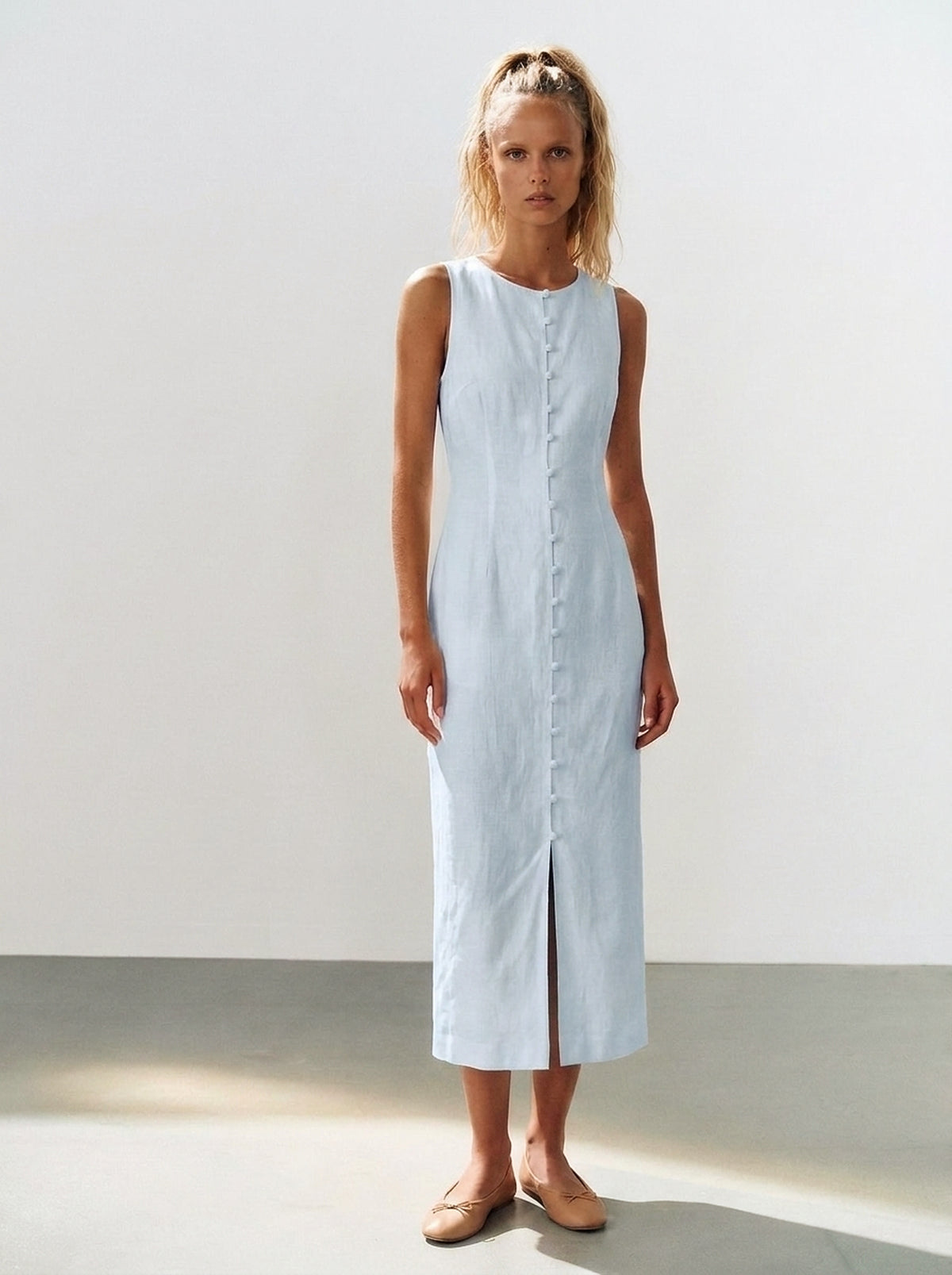 Vestido Midi Carol Azul Bebê — Estúdio Frente