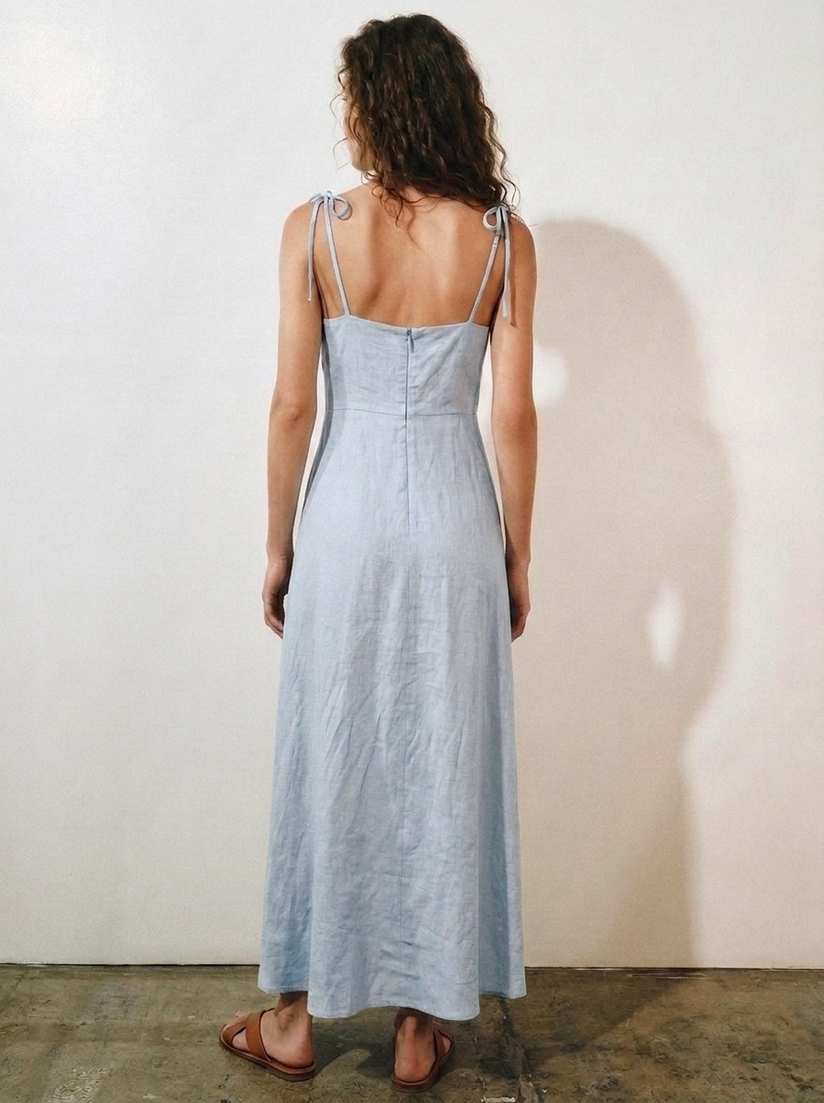 Vestido Dália Azul Bebê — Estúdio Costas