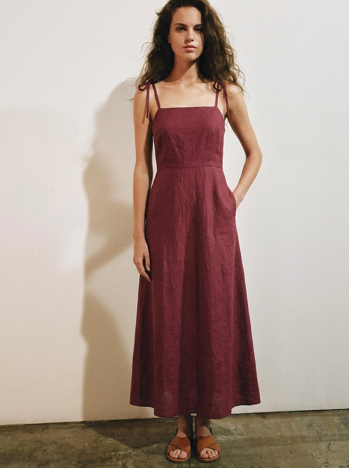 Vestido Dália Marsala — Estúdio Frente