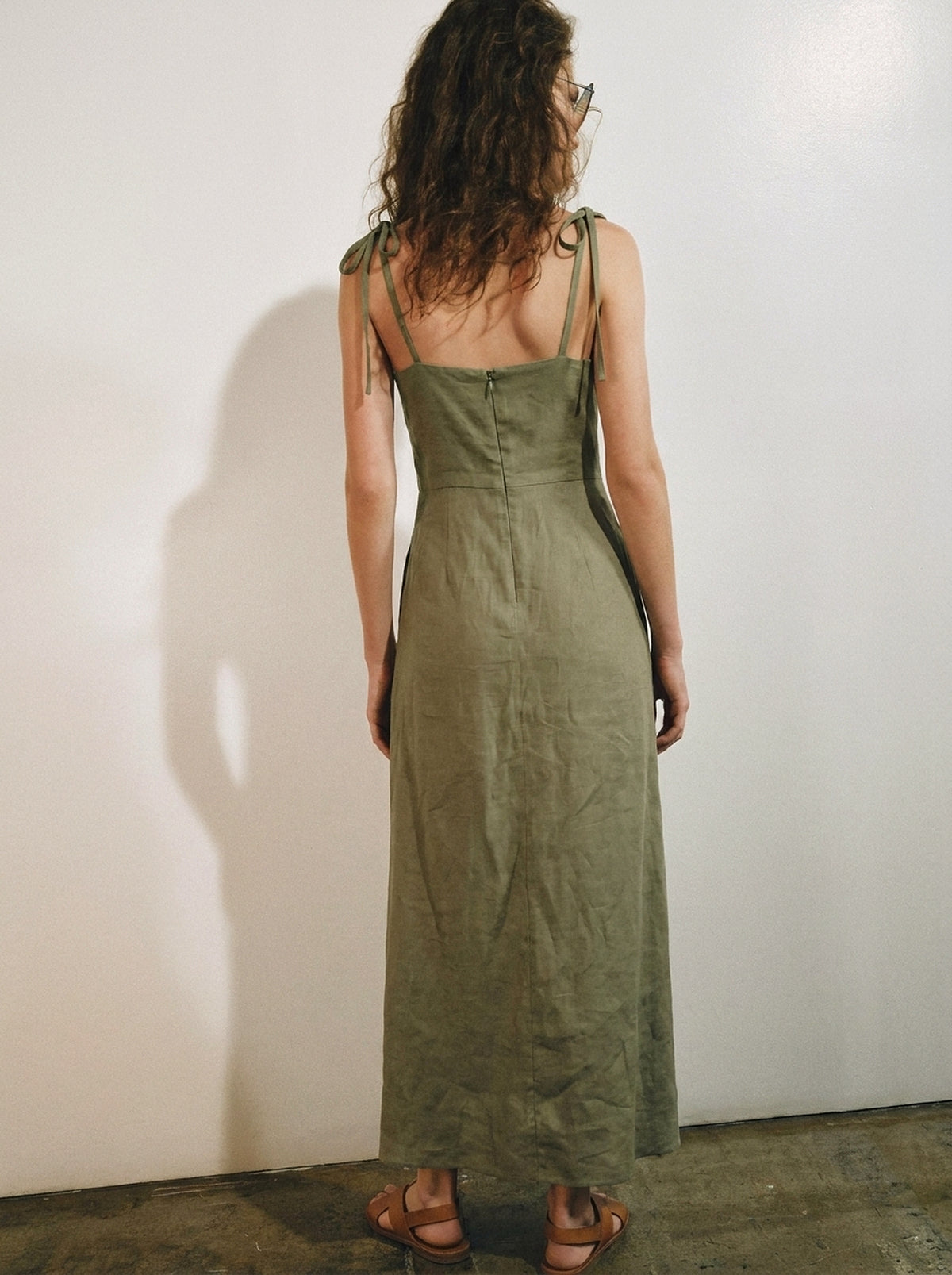Vestido Dália Verde Militar — Estúdio Costas