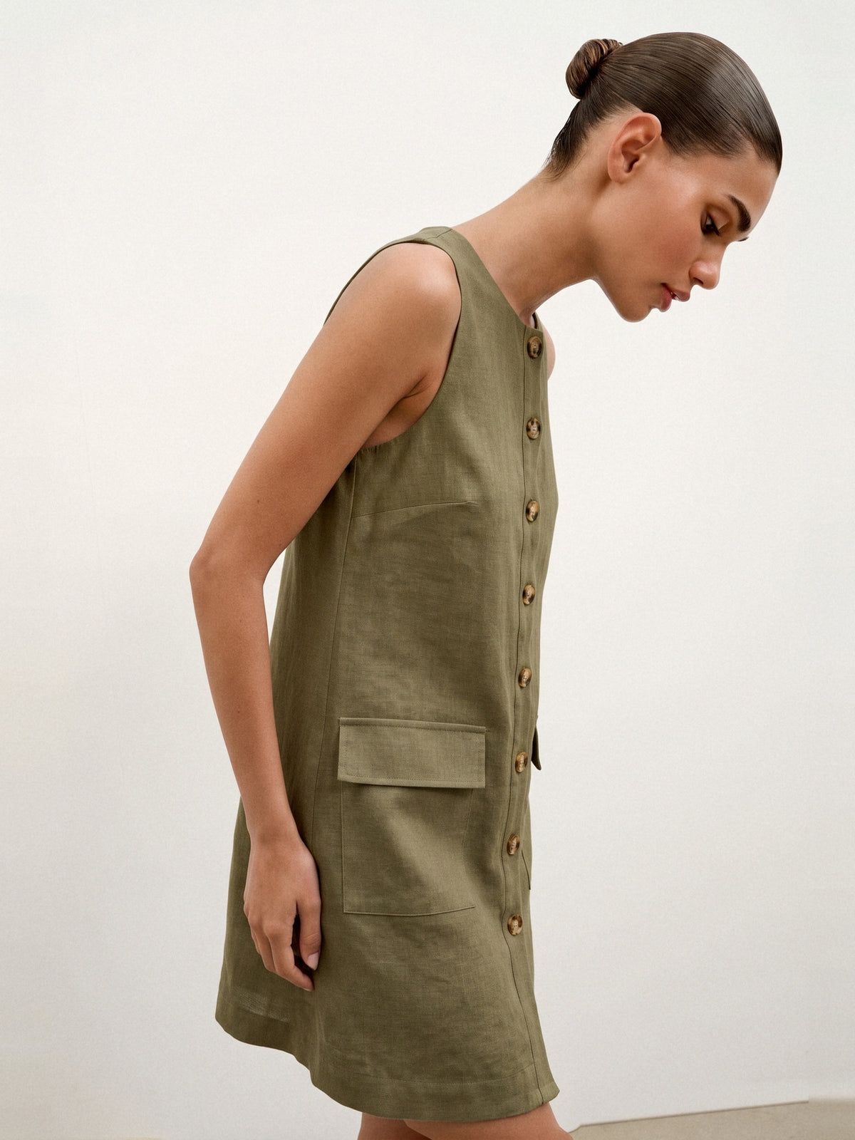 Vestido Dora Verde Militar — Estúdio Close