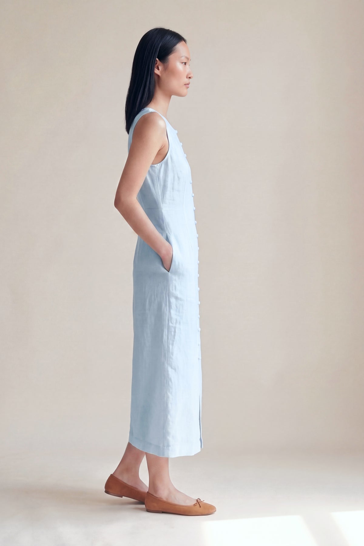 Vestido Midi Carol Azul Bebê — Perfil