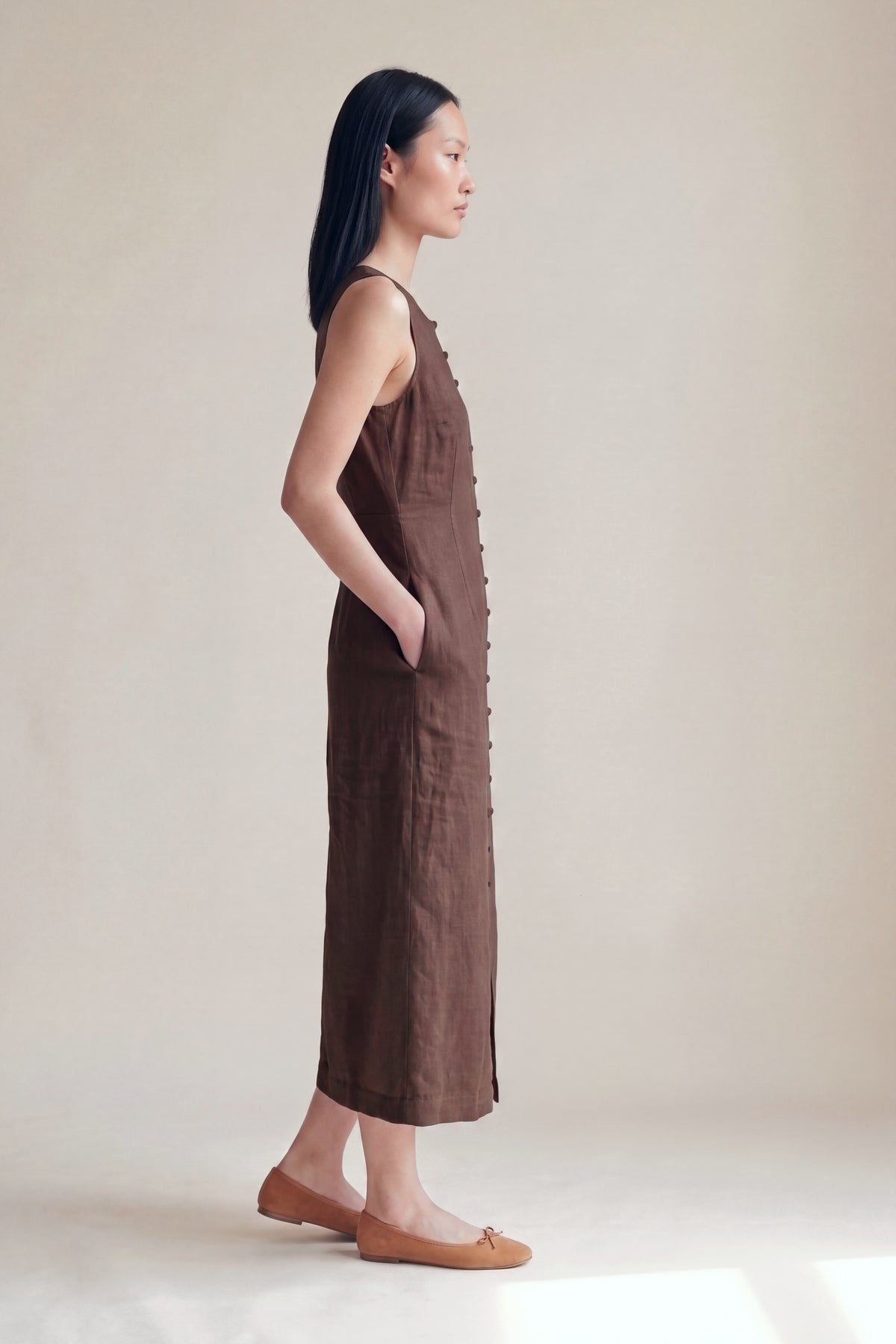 Vestido Midi Carol Chocolate — Perfil